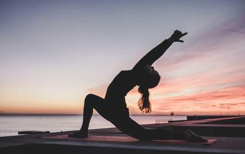 10 Scientifically Proven Benefits Of Vinyasa Yoga