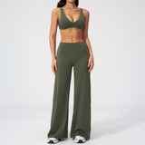 Wholesale Women's Slim Fit Activewear Set